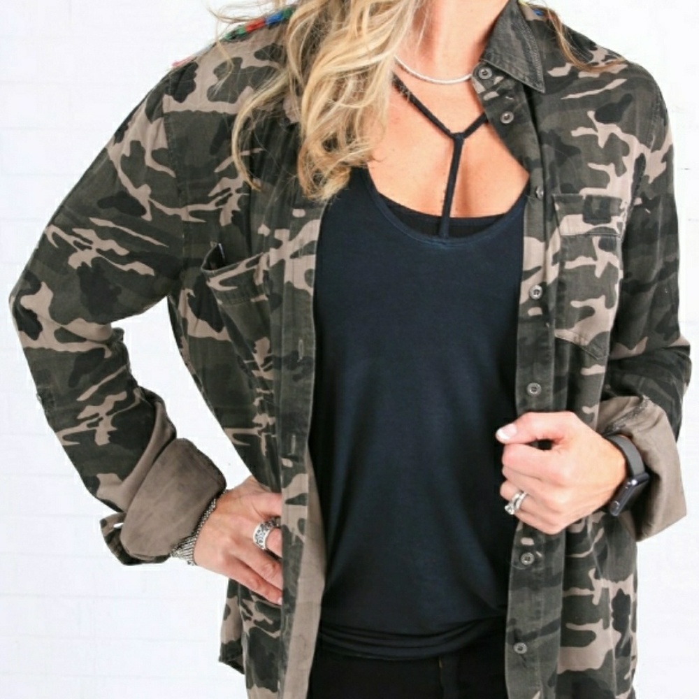 Miss Me Camo Button Up