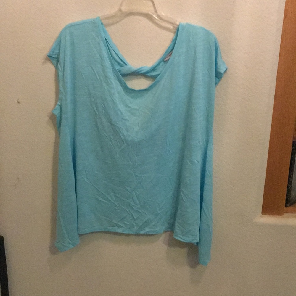 Cut out tee