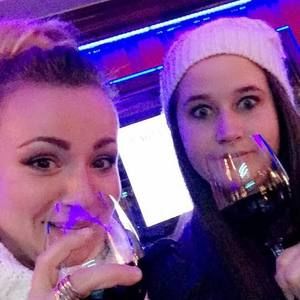 Meet your Posher, Abigail