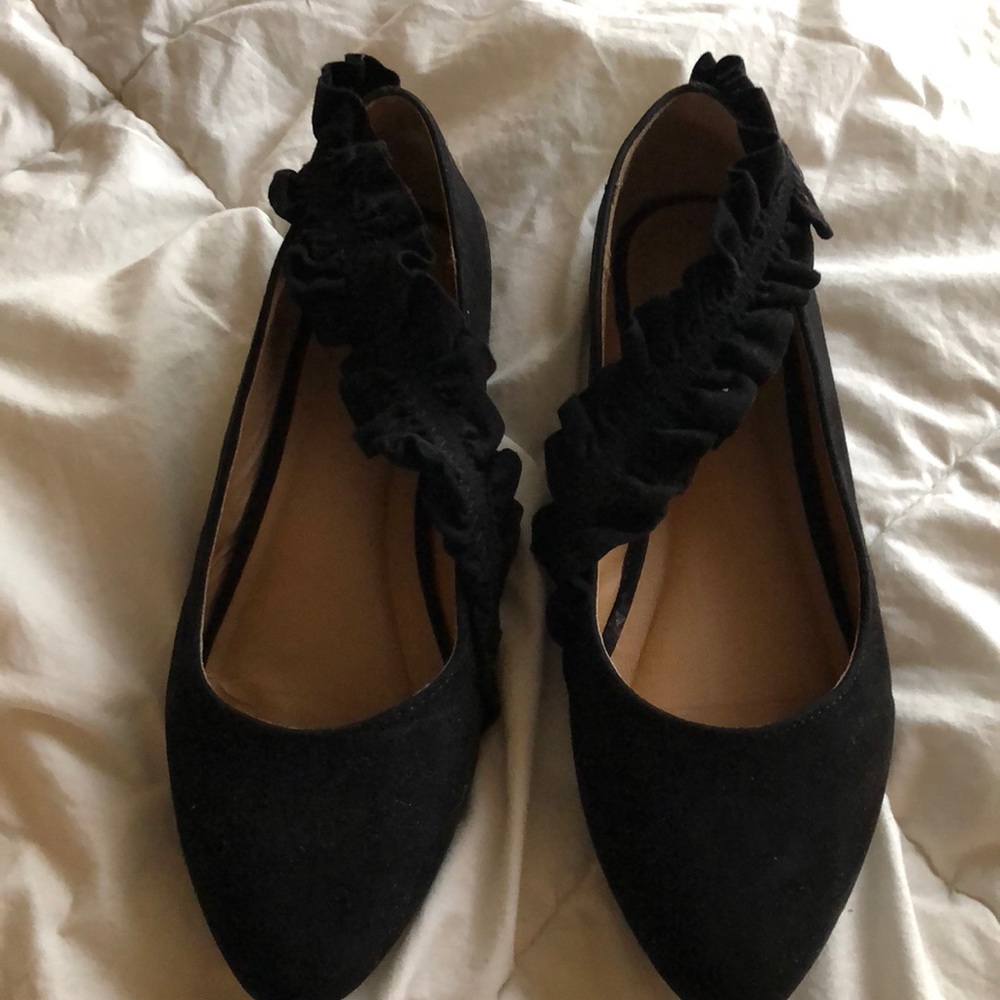 Black flats!