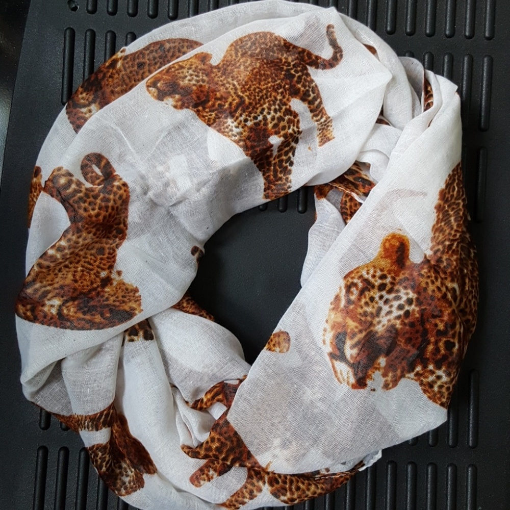 Infinity scarf
