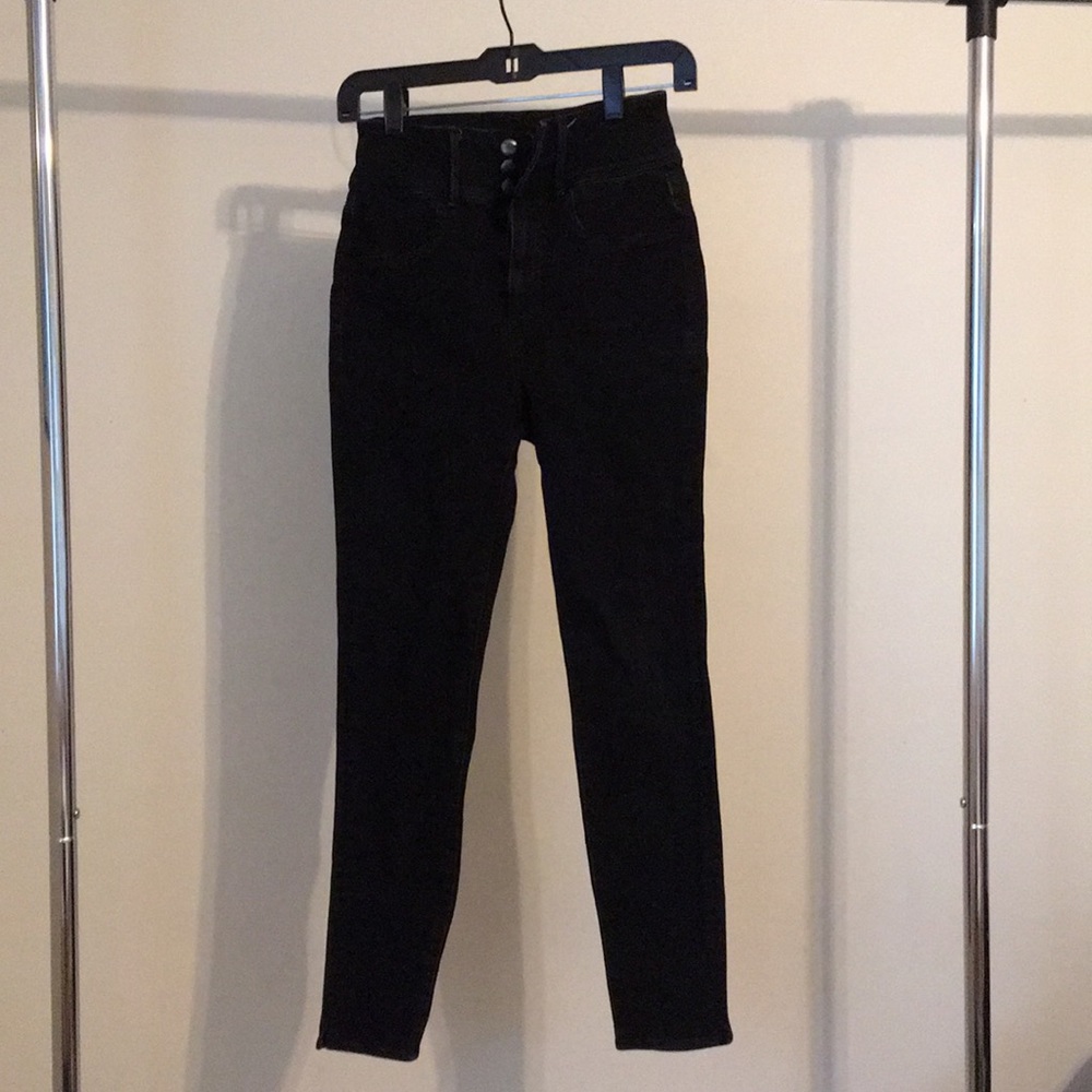 Black High Waisted American Eagle Jeans