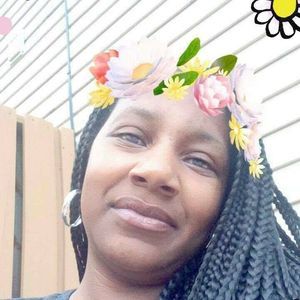 Meet your Posher, Cierra