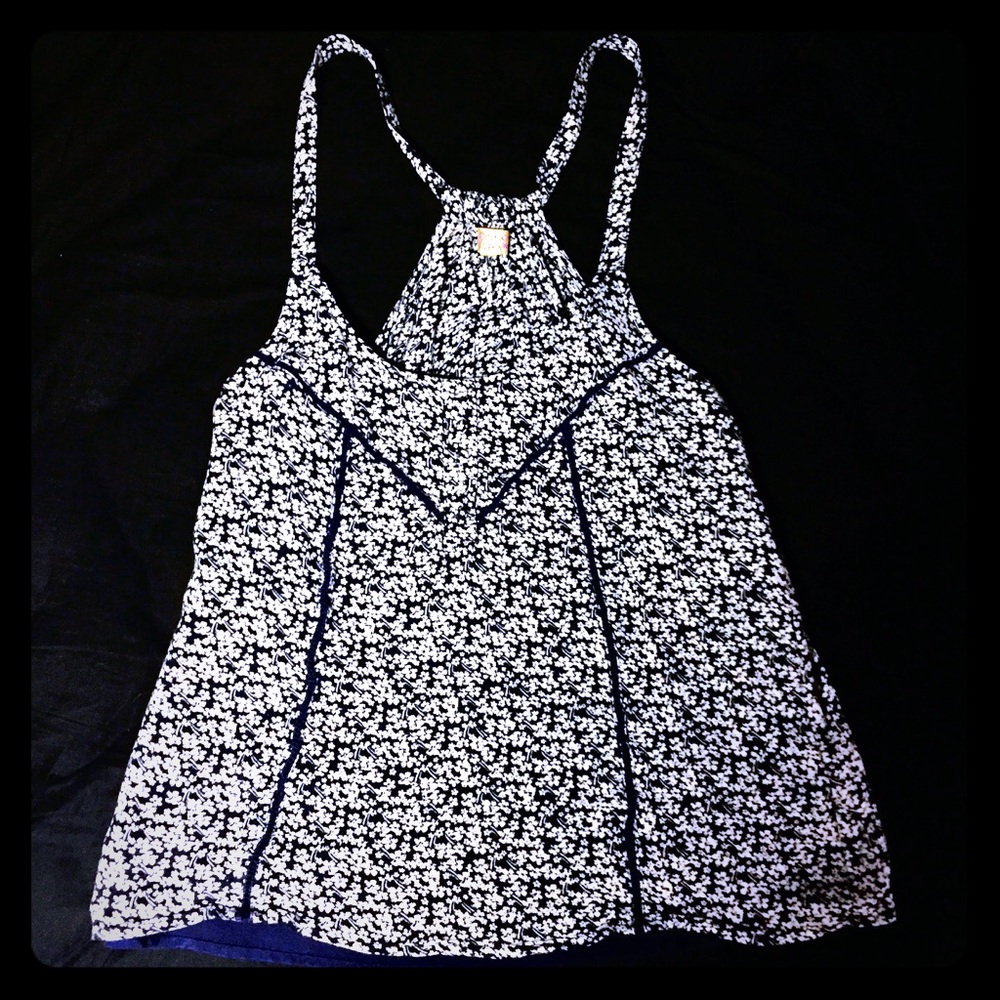Princess Vera Wang Large Tank Top