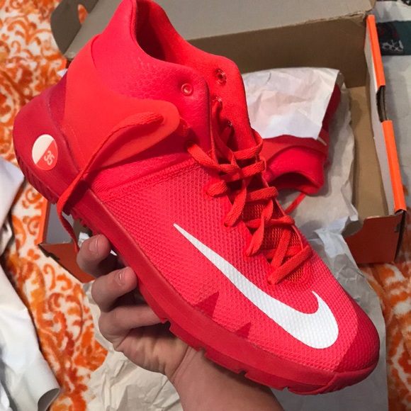 KD trey 5 IV - Picture 1 of 3