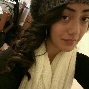 Meet your Posher, Maria