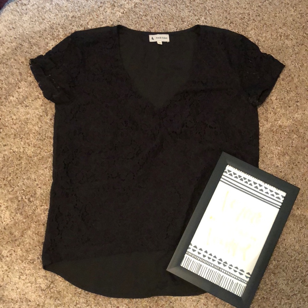 Ava and Aiden High-Low Lace Top