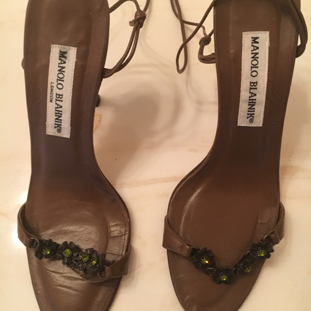 MANOLO BLAHNIK ANKLE WRAP SANDALS