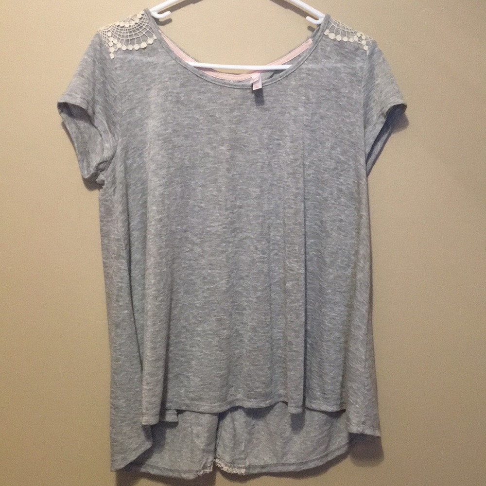 Gray lace up top