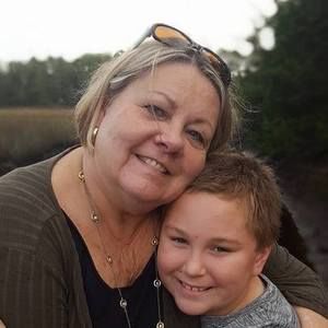 Meet your Posher, Nancy