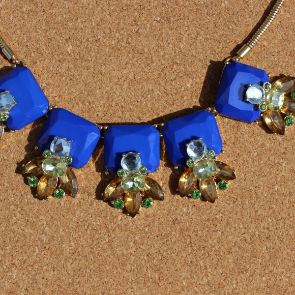 Whatever She's Having Statement Necklace - Picture 5 of 5