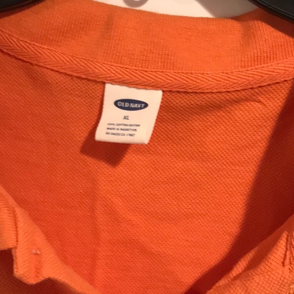 Old Navy men’s polo - Picture 2 of 3