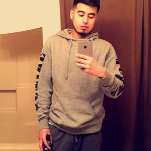 Meet your Posher, Max