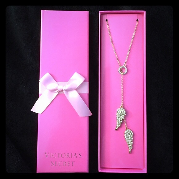 Victoria's Secret Jewelry - 💝Gift Idea💝 VS Sparkle Angel Wings Necklace