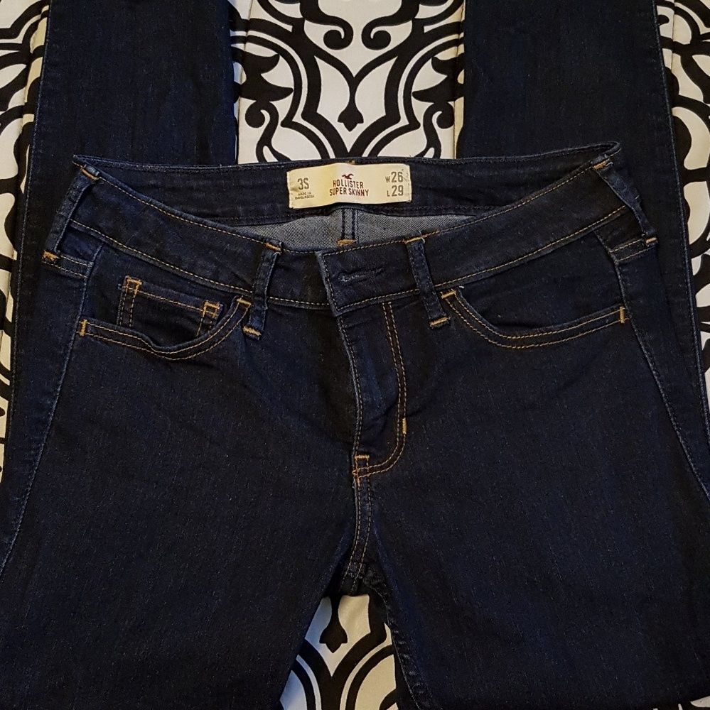 Hollister skinny jeans