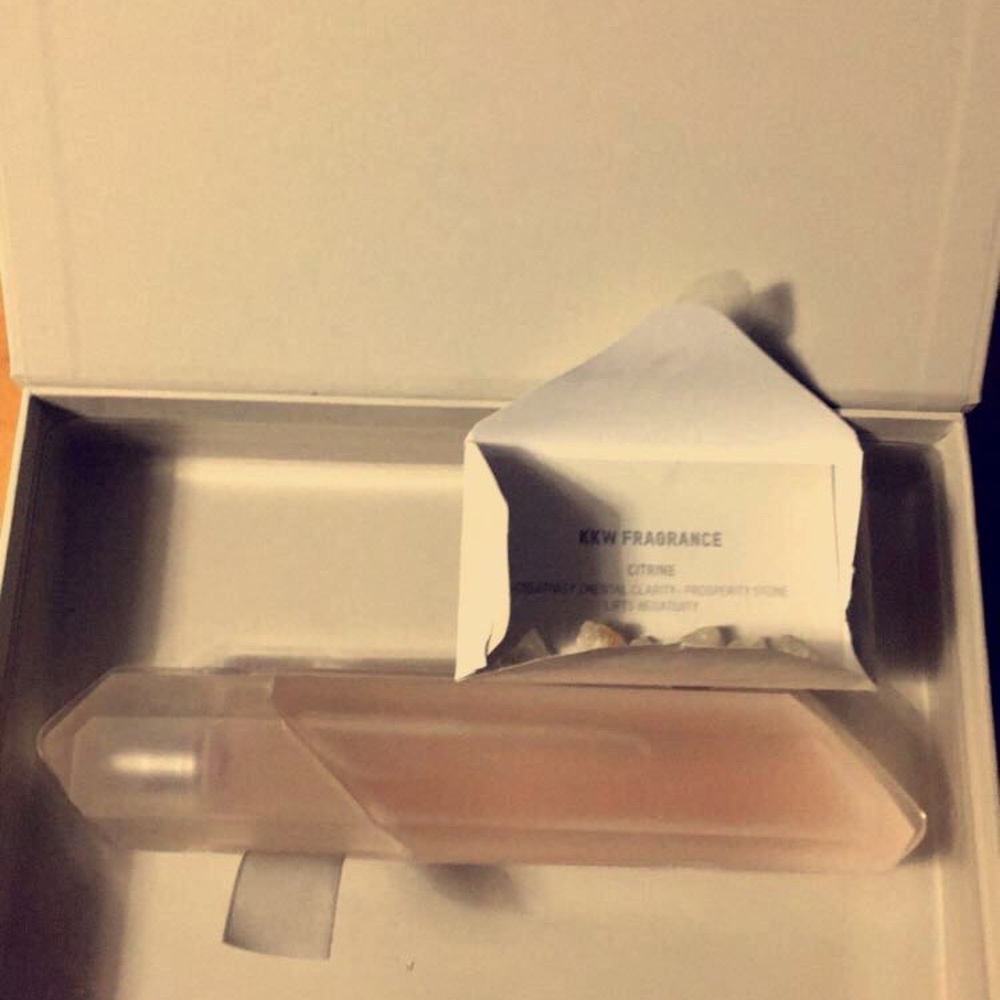 KKW crystal gardenia oud