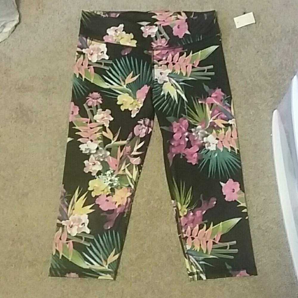 Athletic pants