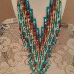 Bib necklace
