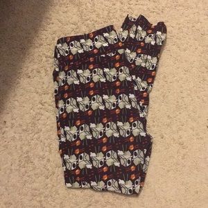 UNICORN Lularoe Chinese Takeout Leggings (TC)