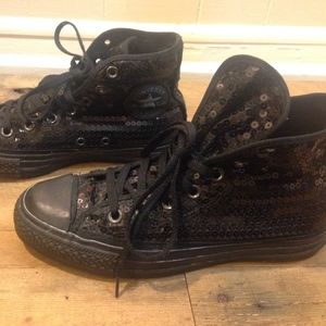7.5 Black converse sequin high tops