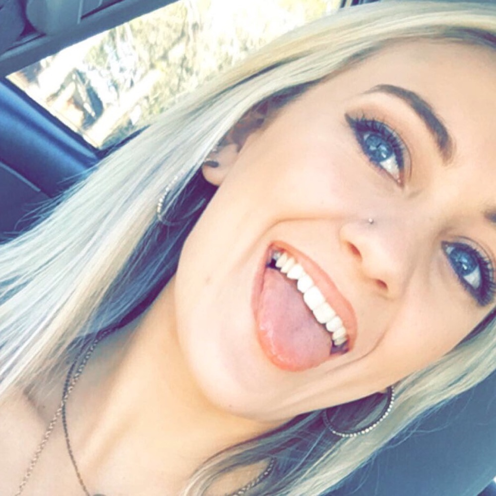 Meet your Posher, Lexi