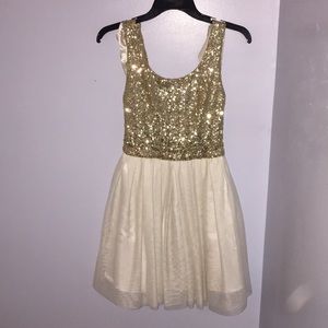 Gold short and simple dress