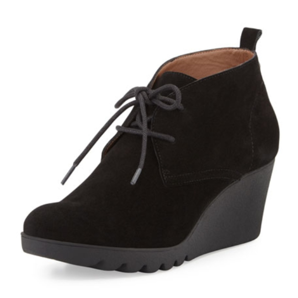 Donald J. Pliner Bootie Black Suede size 7 Wedge