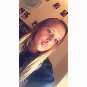 Meet your Posher, Shelby