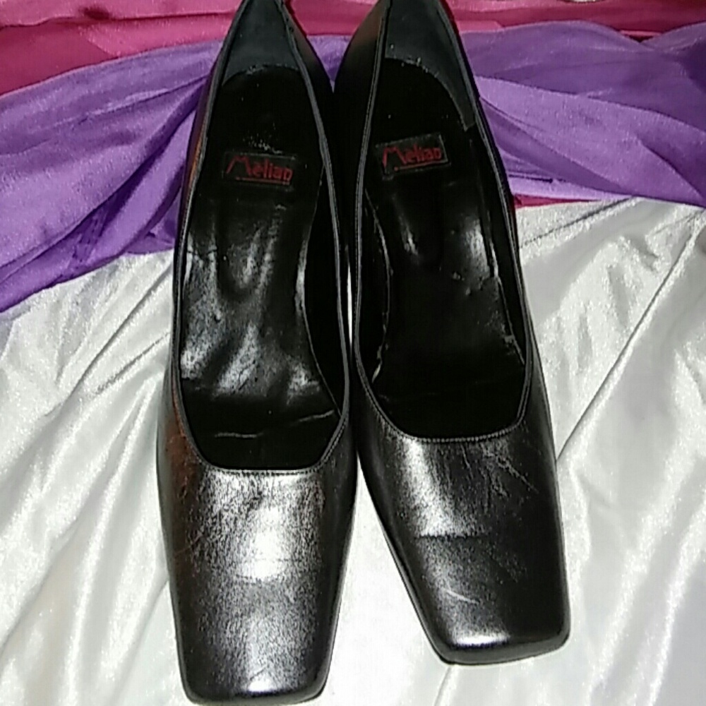 Sz 9 ladies heels by Melian