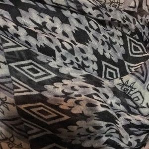 Infinity scarf