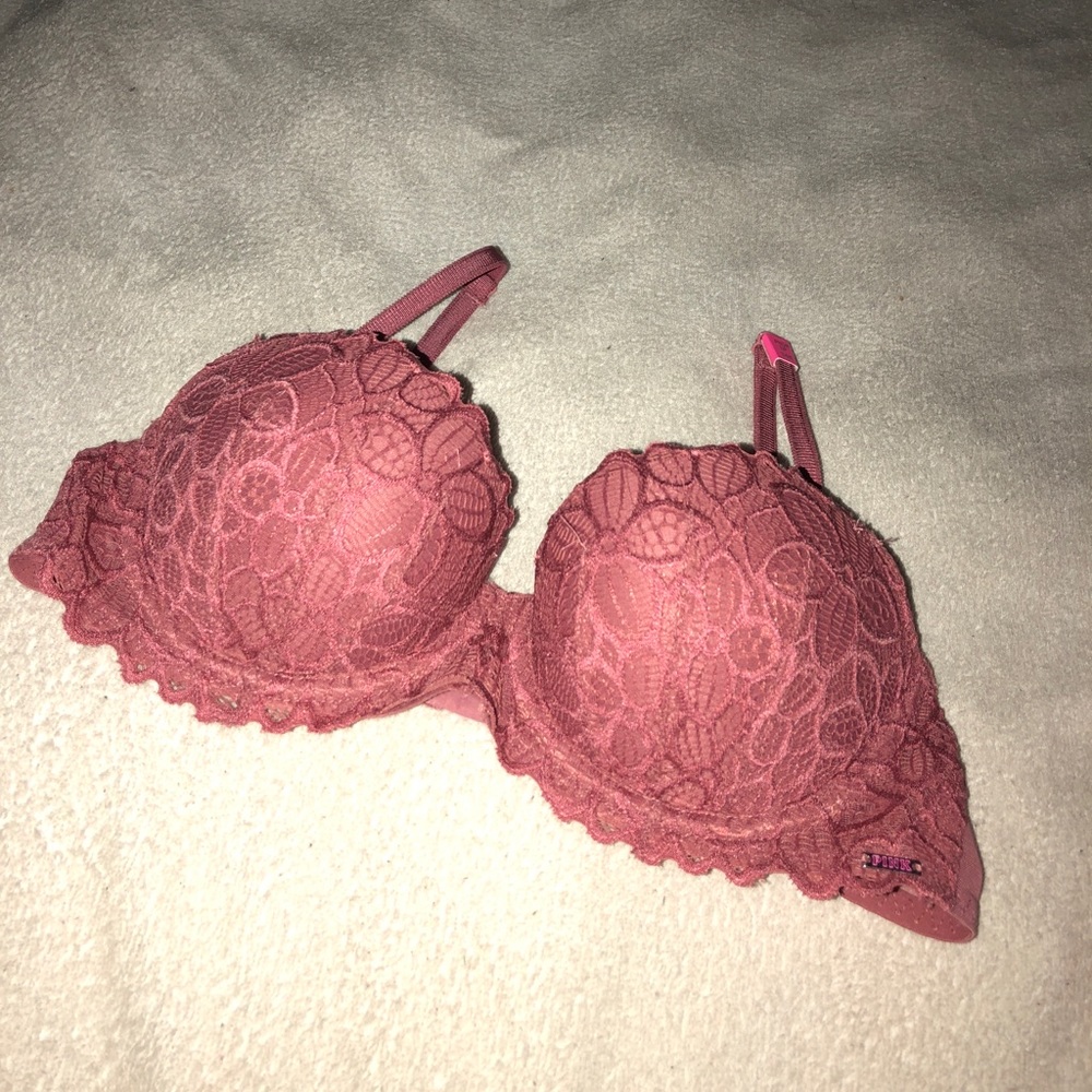 PINK date push-up pigeonnant rendez-vous