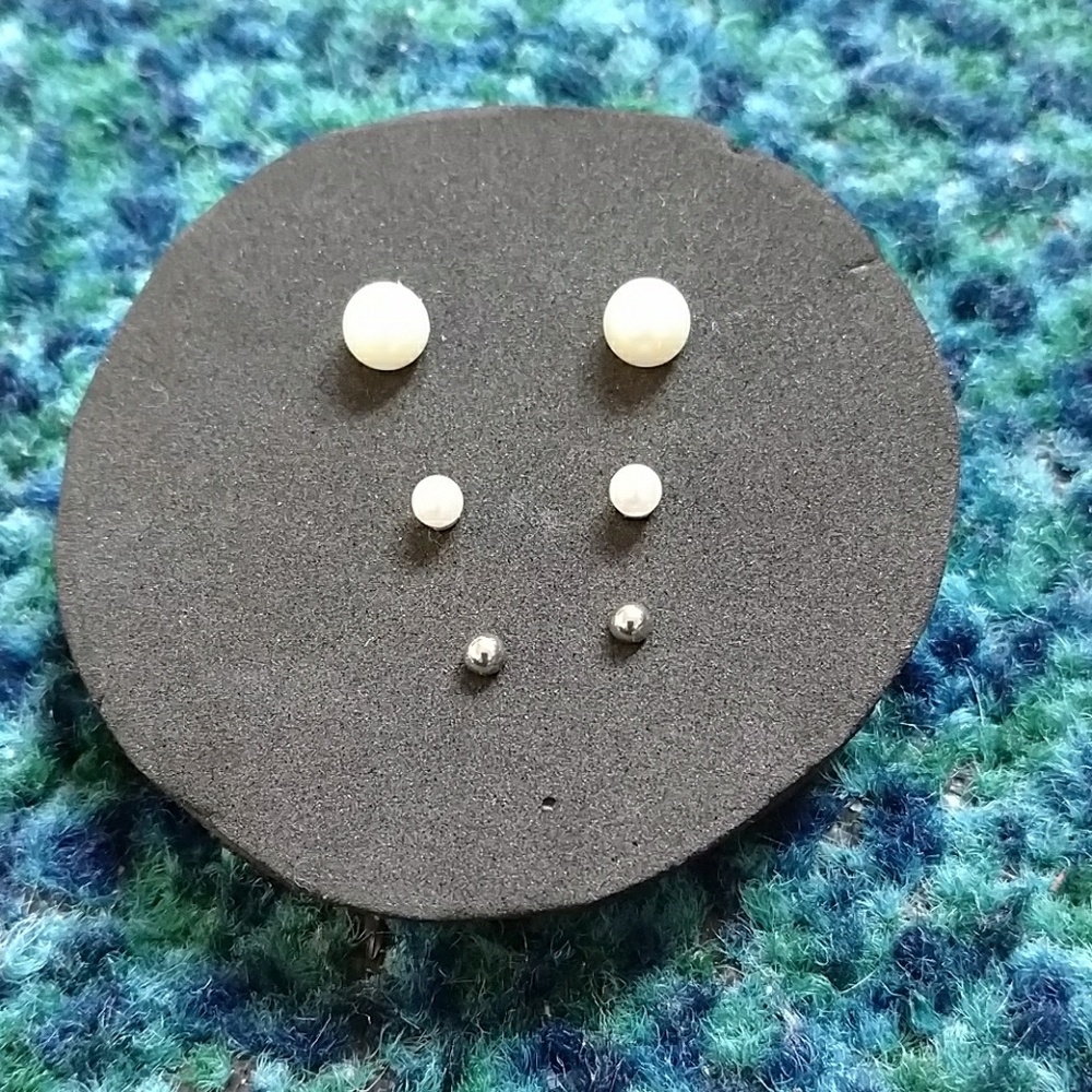 3 earrings.. Pearl post