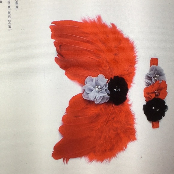 Baby Feathers angel wings & hair clip - Picture 7 of 7