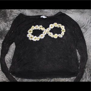 Long Sleeved Infinity Crop Top