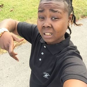 Meet your Posher, Love