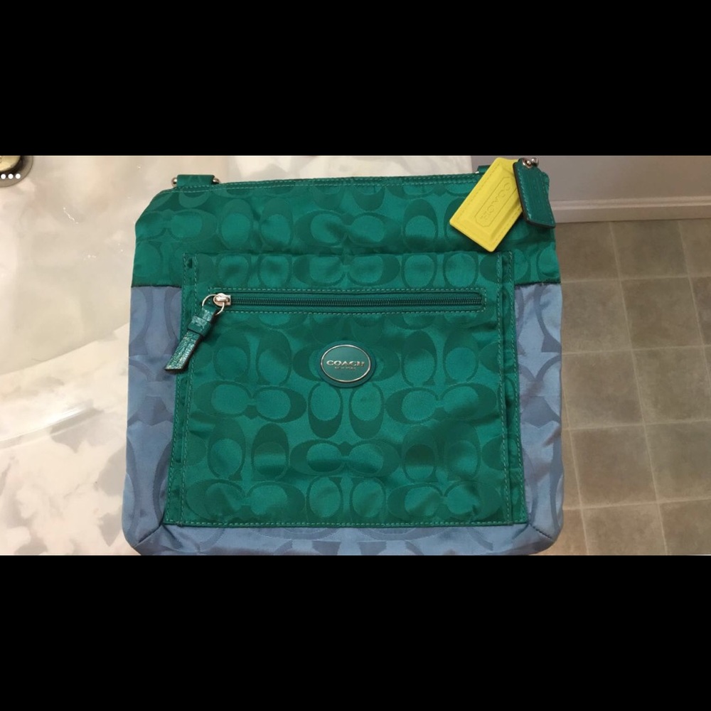 Coach green crossbody purse