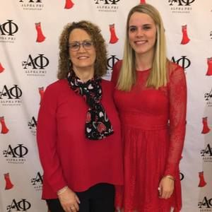 Meet your Posher, Carrie