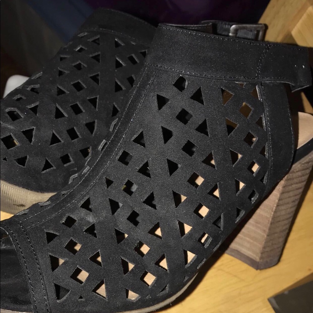 Heeled sandals great for parties!