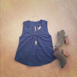 Gilchrist Scoop Neck Blouse - XSP