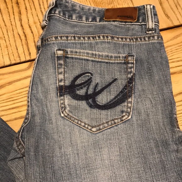 Express Jeans - Picture 2 of 7