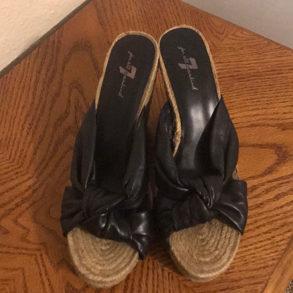 7 for all mankind wedges - Picture 2 of 4