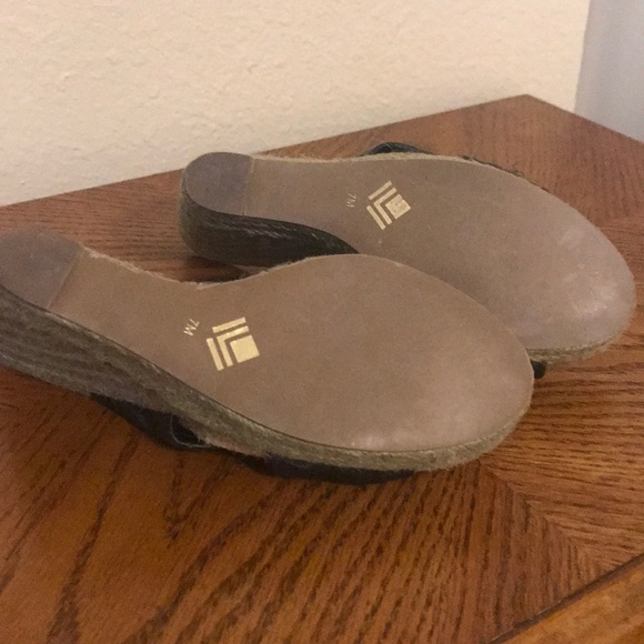 7 for all mankind wedges - Picture 4 of 4