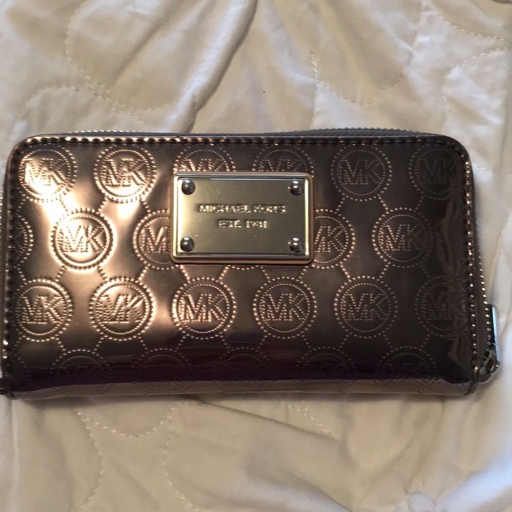 NWOT Michael Koors wallet