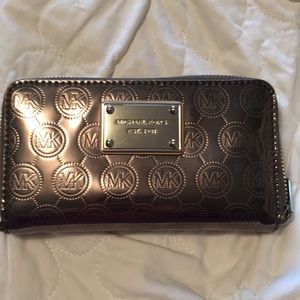 NWOT Michael Koors wallet