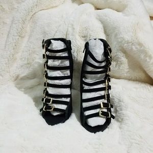 **SOLD** Heeled sandals