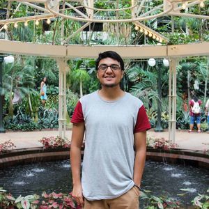 Meet your Posher, Carlos