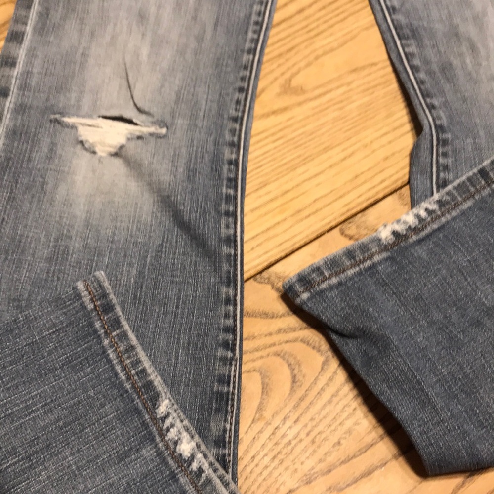 Express Distressed Jeans - Picture 2 of 6