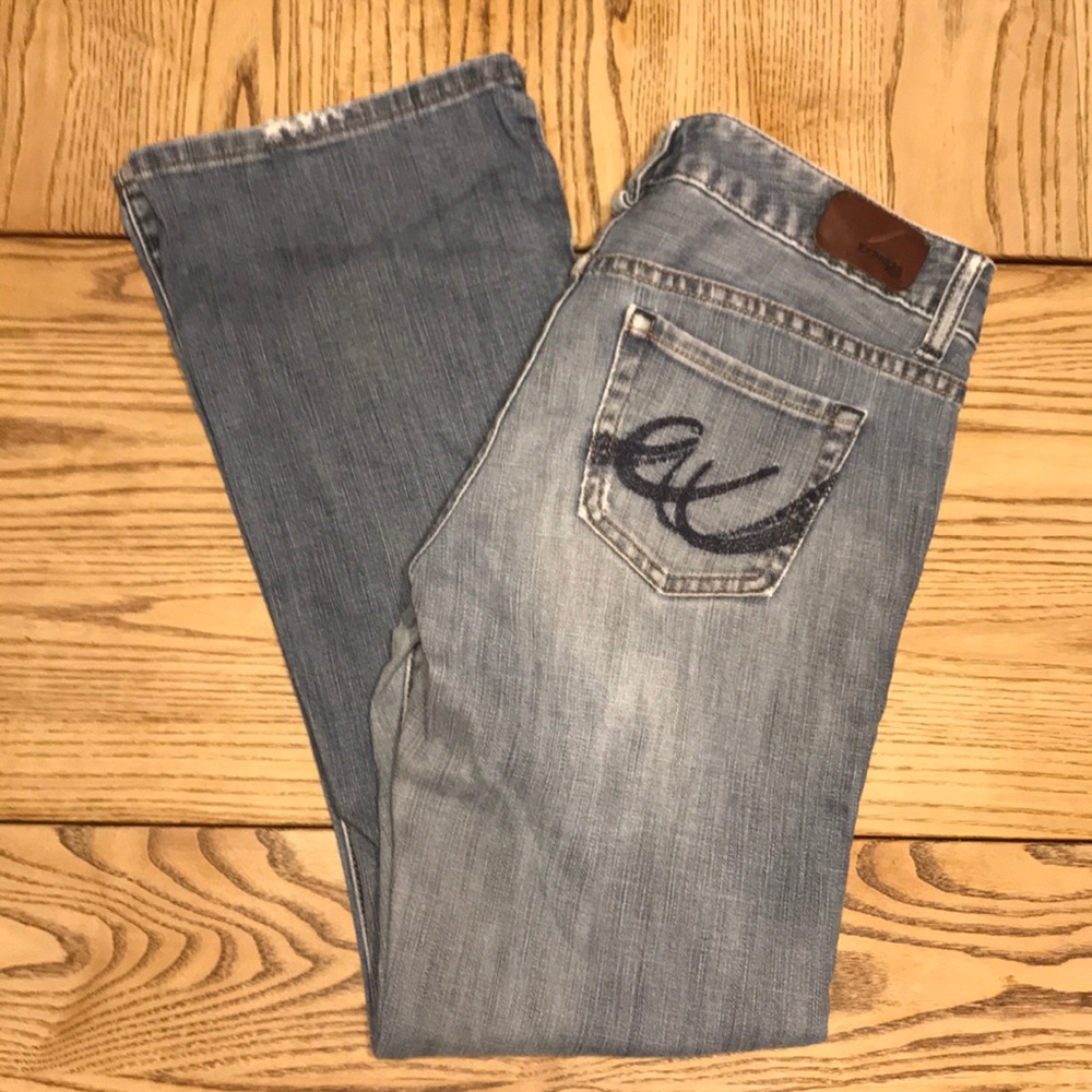 Express Distressed Jeans - Picture 4 of 6