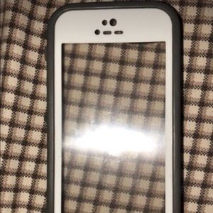 iPhone 4/4s Lifeproof Case