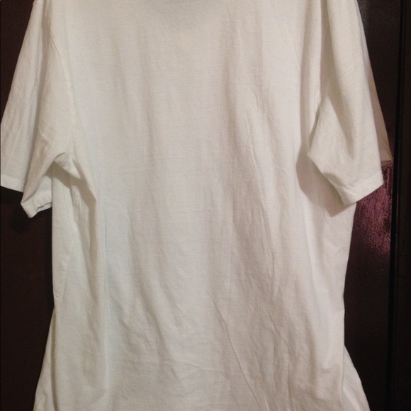 T-SHIRT - Picture 2 of 3